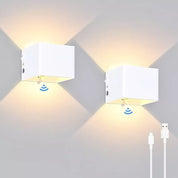Modern Indoor LED Wall Lamp – Warm White Light, Wall Mounted, IP44 Rated