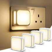 Dimmable Plug-in Night Light with Dusk to Dawn Sensor