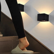 Modern Indoor LED Wall Lamp – Warm White Light, Wall Mounted, IP44 Rated
