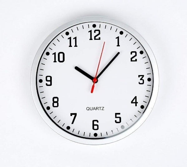23cm Modern Wall Clock – Large Easy Read Numbers, White Dial & Silver Frame
