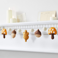 Lights4fun 1.3m Felt Autumn Garland – Cosy Fireplace Banner with Leaves & Mushrooms
