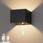 Modern Indoor LED Wall Lamp – Warm White Light, Wall Mounted, IP44 Rated