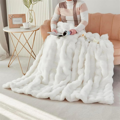LINGKY Faux Rabbit Fur Throw Blanket – Reversible Fluffy Cozy Sofa & Bed Blanket, 100x160cm Cream White
