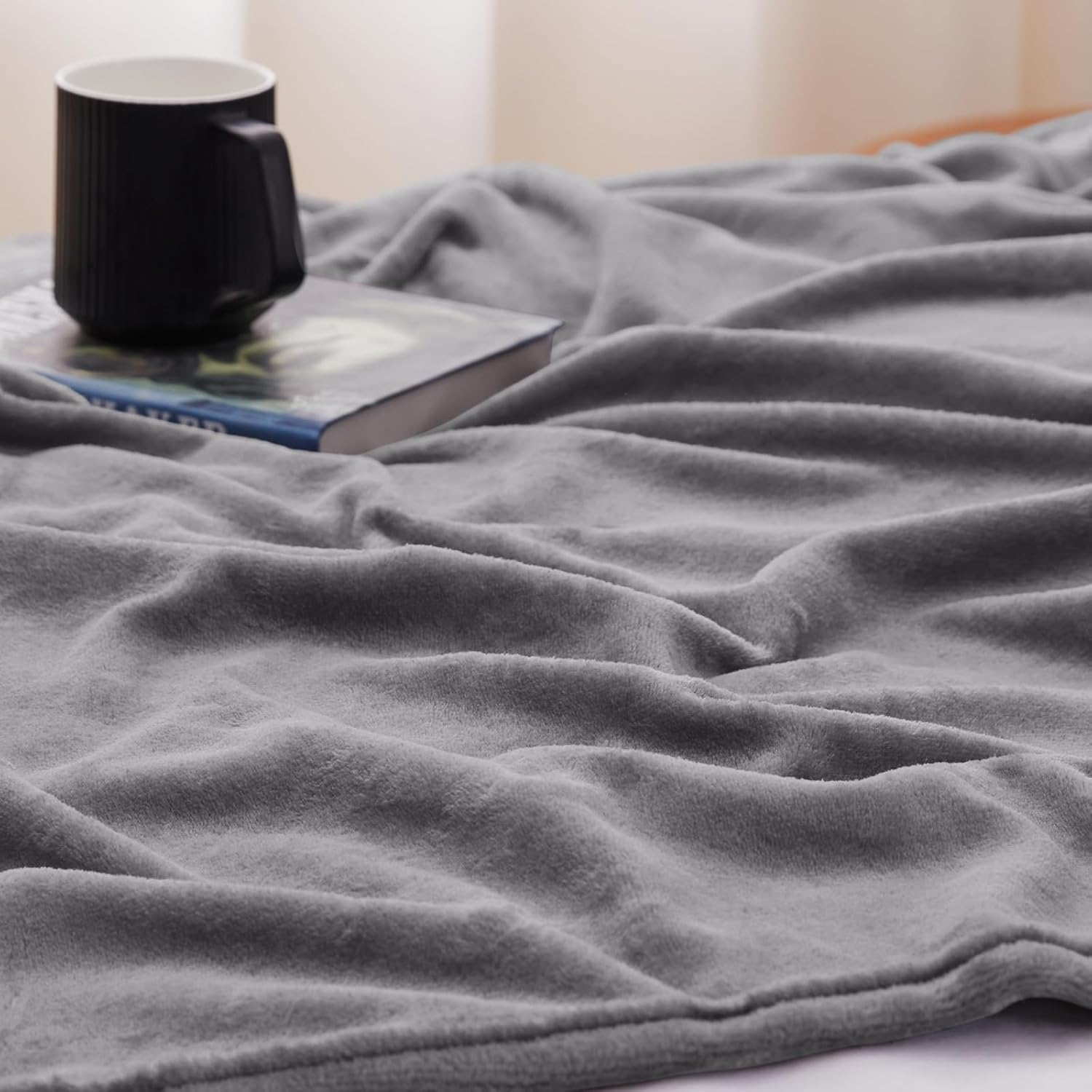 WAVVE Grey Fleece Sofa Throw Blanket – Soft, Warm & Fluffy Single Size 4ft x 5ft