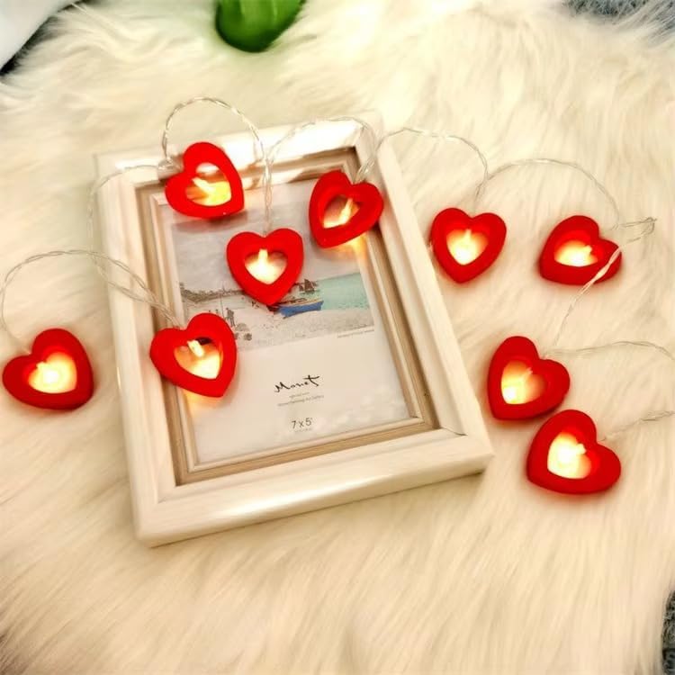 Heart Shaped LED String Lights, Red Wooden Hearts, 150cm Battery Operated Indoor Decorative Lighting