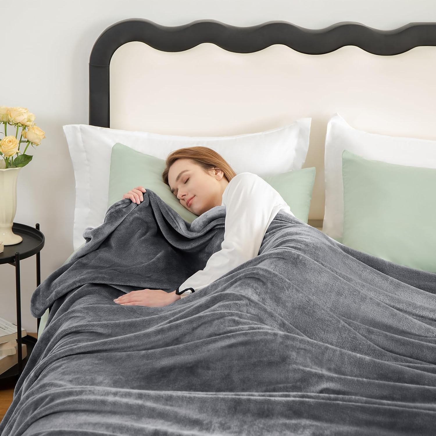 WAVVE Grey Fleece Sofa Throw Blanket – Soft, Warm & Fluffy Single Size 4ft x 5ft