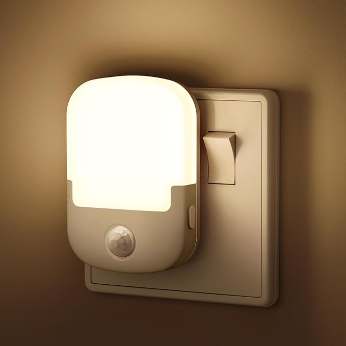 Plug-in LED Night Light with Dusk-to-Dawn & Motion Sensor, Adjustable Brightness, 3000K Warm White, 1W, 1 Pack