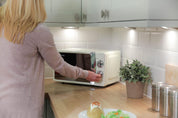 17L 700W Cream Solo Microwave with 5 Power Levels, Timer & Defrost