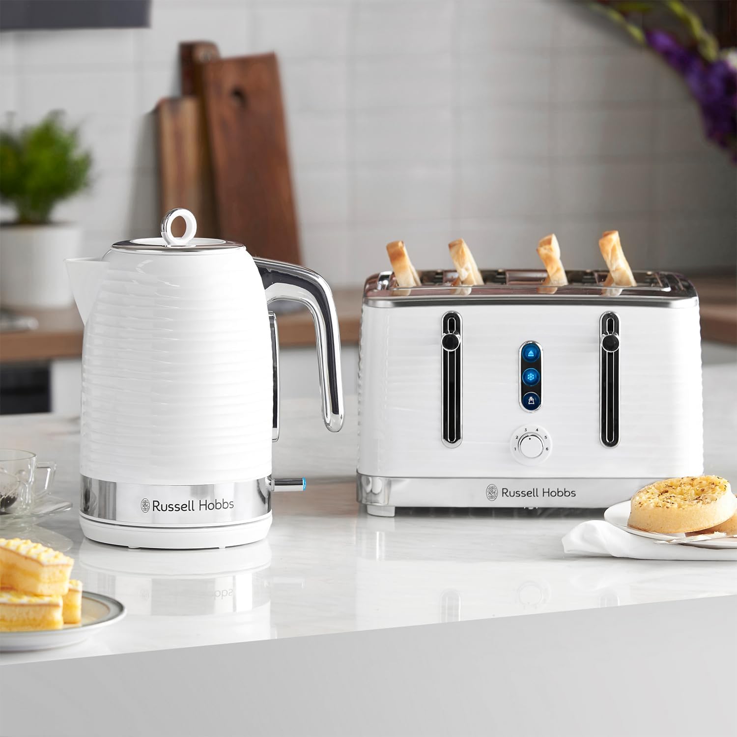 Inspire 4 Slice Toaster 1800W White Textured High Gloss with Wide Slots, Lift & Look, 6 Browning Levels, Frozen Reheat Cancel