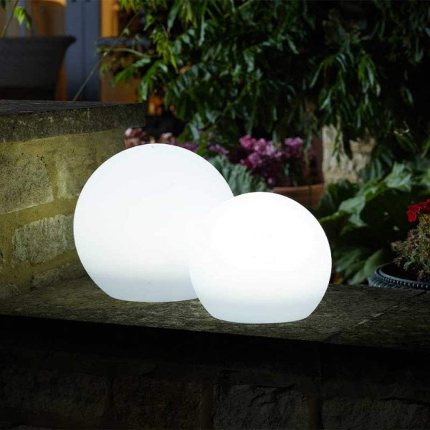 Large Orb Colour-Changing LED Lamp - Ambient Indoor/Outdoor Light for Lounge, Garden, or Patio