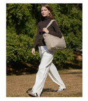 Lightweight Quilted Tote Bag for Women – Puffy Shoulder Handbag with Pockets