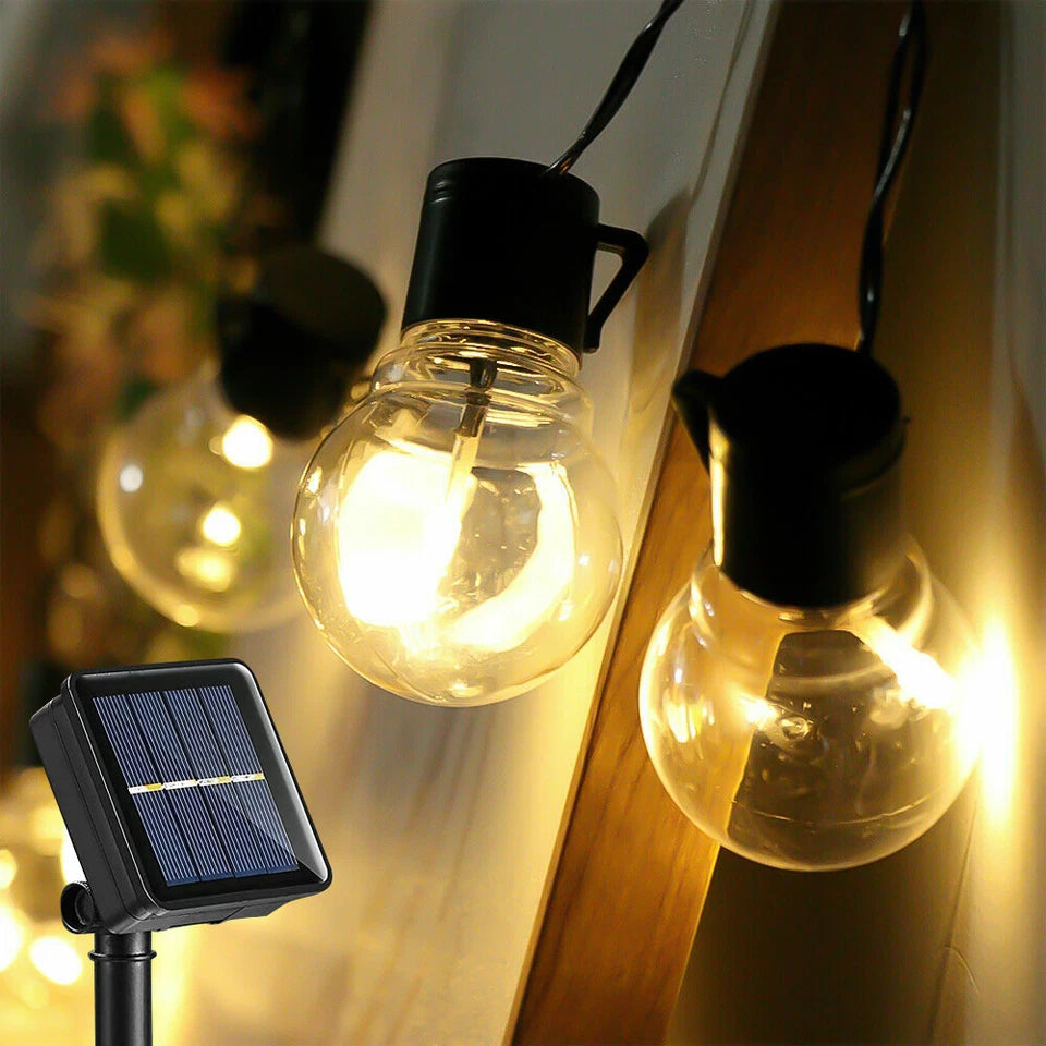 Solar Powered Retro Bulb String Lights – Warm White LED Outdoor Garden & Party Lighting