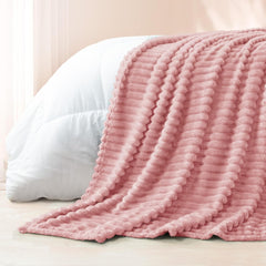 Exclusivo Mezcla Pink Fleece Throw Blanket, Soft Striped Jacquard, 127x152cm