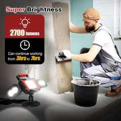 Person working with a light source on a construction site, highlighting 2700 lumens and extended runtime.