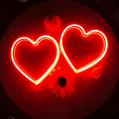Red Heart LED Neon Sign Lamp, Battery Powered Valentine Decorative Wall Light Set of 2