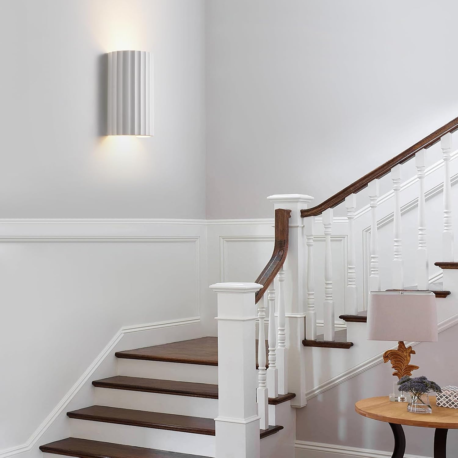 Modern Up and Down Wall Light – Dual GU10 Bulbs with White Ceramic Paintable Wave-Pattern Shade for Living Room, Kitchen, Bedroom, or Hallway