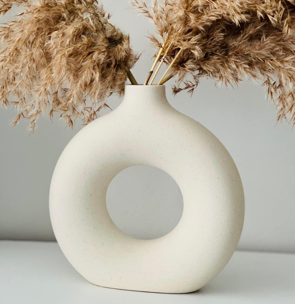 Modern Ceramic White Donut Vase – Boho Decorative Vase for Pampas & Dried Flowers