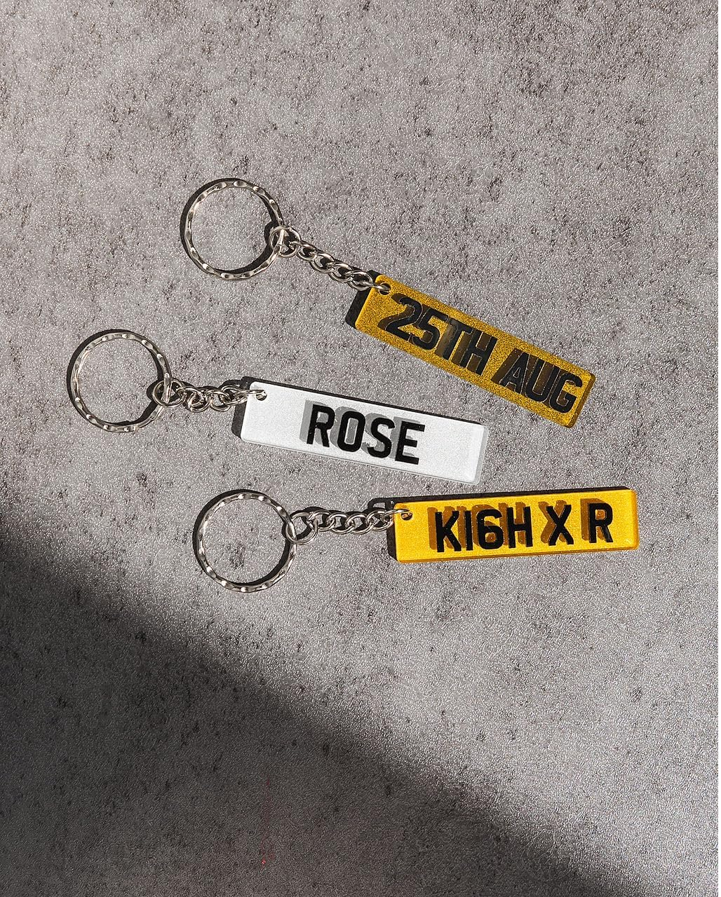 Personalised Number Plate Keychain – Custom Mini Car Licence Plate Key Ring Gift