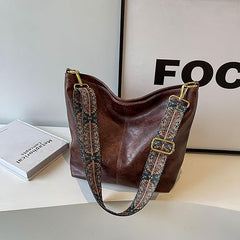 Women’s Fashion Hobo Bag – Vegan Leather Crossbody Purse with Adjustable Guitar Strap