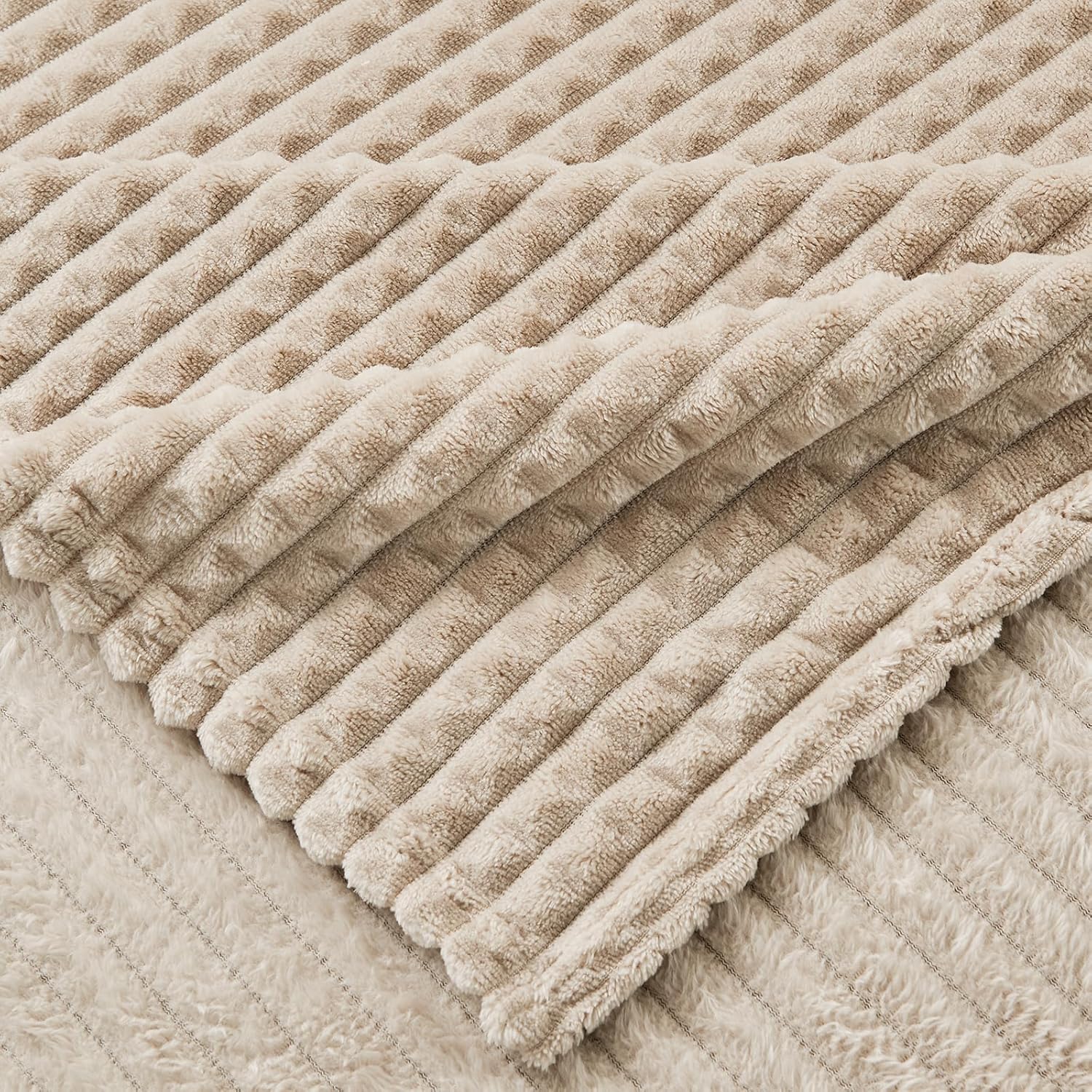 EMME Soft Flannel Fleece Throw Blanket, Warm Fluffy Beige Sofa & Bed Throw 130x150cm