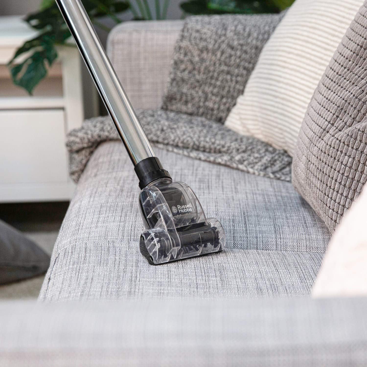 Russell Hobbs Atlas2 Pet Cylinder Vacuum Cleaner – 700W Power Motor, Lightweight 2.5L Dust Capacity, Pet Turbo Tool & Triple Filtration