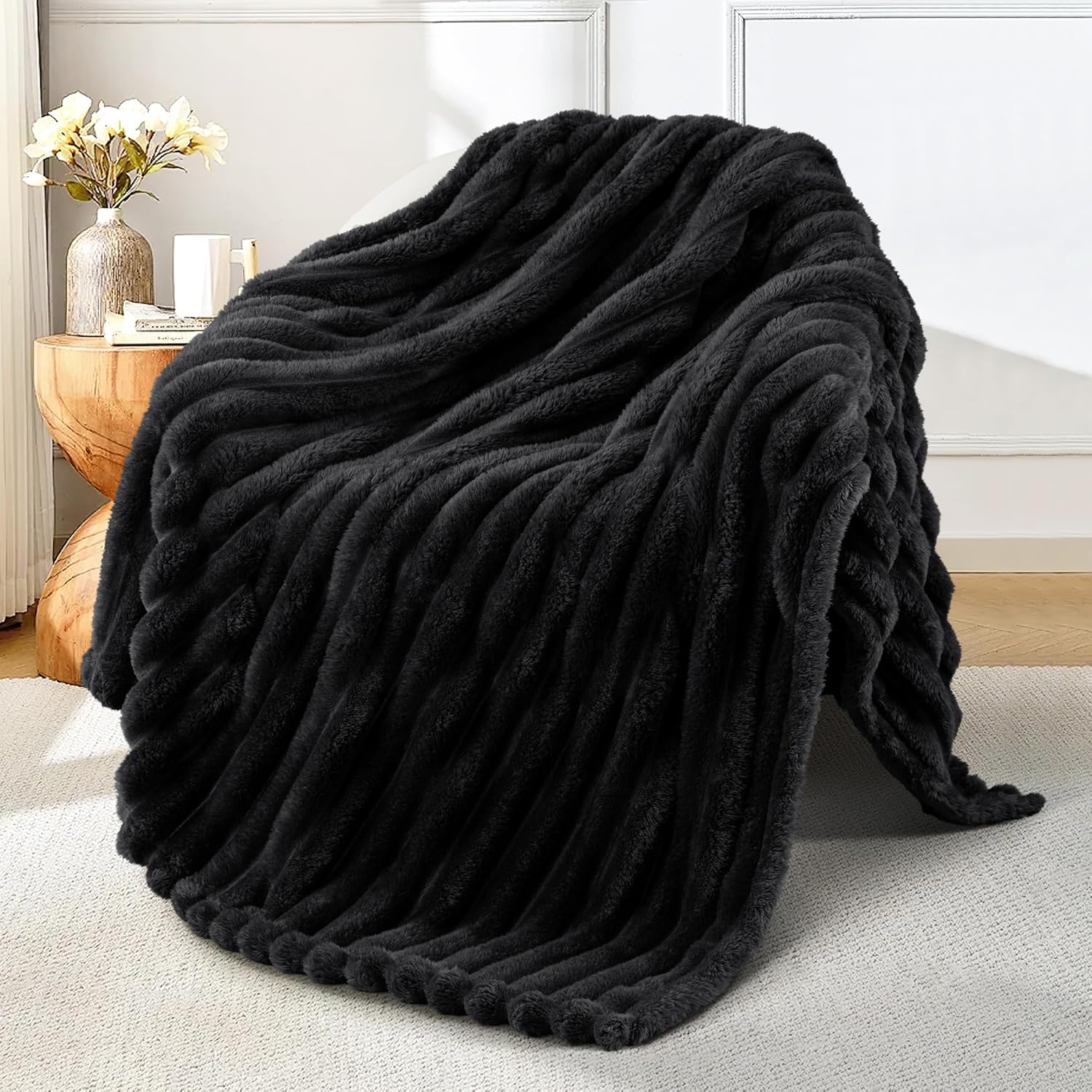 Exclusivo Mezcla Pink Fleece Throw Blanket, Soft Striped Jacquard, 127x152cm