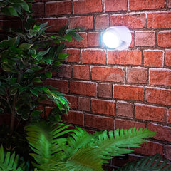 White Battery-Powered PIR Motion Sensor LED Security Light – 85 Lumen, 9 LEDs, 360° Rotation, 5m Detection Range, 3 Light Settings – Outdoor Garden Wall or Fence Mounted