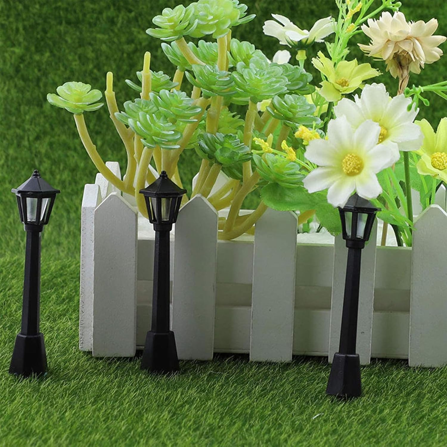 12 Pcs Mini Street Light Models, Solar Lamp Posts, Fairy Garden (Black, 8cm)