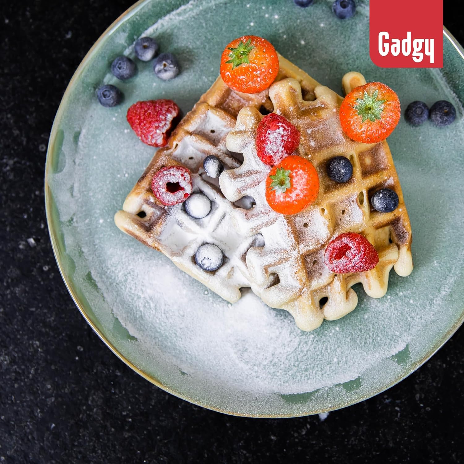 Waffle Maker 1000W – Double Non-Stick Plates, Adjustable Temperature, LED Indicator, Cool-Touch Handle for Breakfast & Desserts