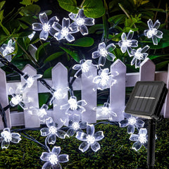 Solar String Lights Outdoor Solar Patio Lights 8 Modes Solar Powered Fairy String Lights, Waterproof String Lights for Patio, Lawn, Garden, Wedding, Party, Holiday Decor (50 LED Warm White Flower)