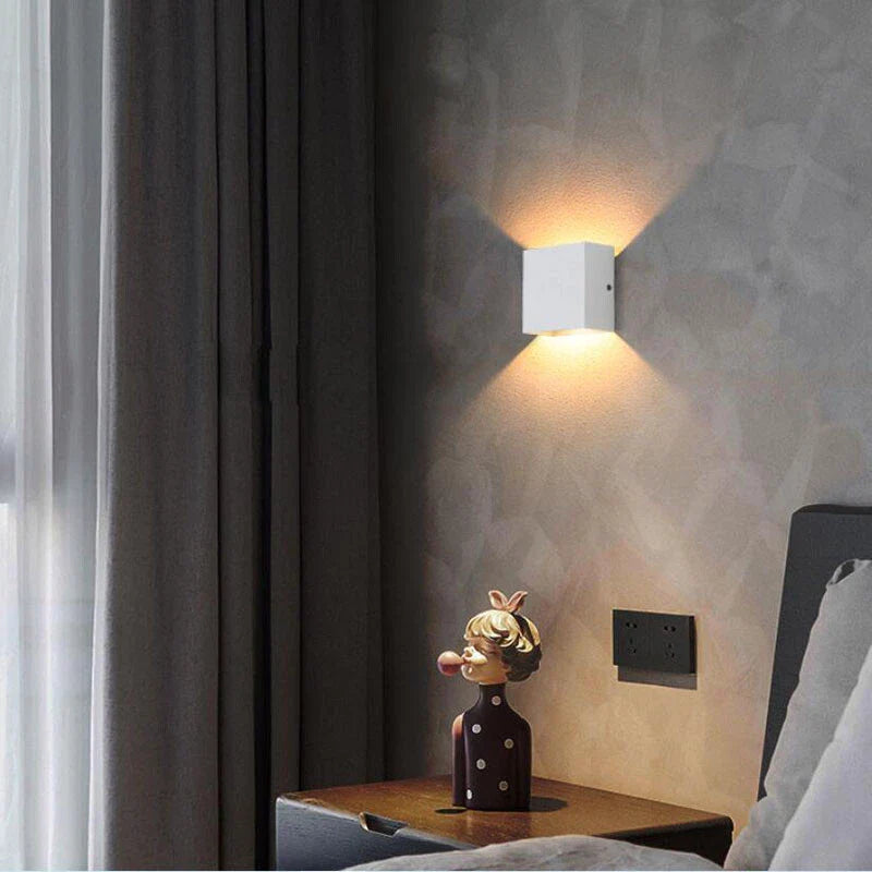 Modern LED Wall Lights for Living Room – 6W Black Aluminum Up Down Indoor Wall Lamp, Hardwired Sconce Lighting for Bedroom, Hallway & Home Decor