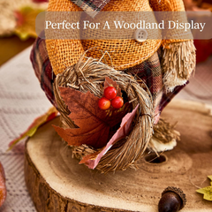 Benross Handcrafted Mrs. Fox Straw Figurine – Rustic Autumn Woodland Decoration in Tartan Outfit